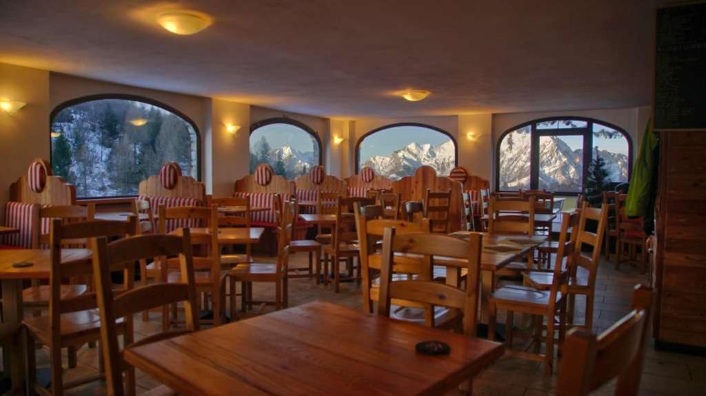 Hotel Rifugio Campelli Barzio Exterior foto